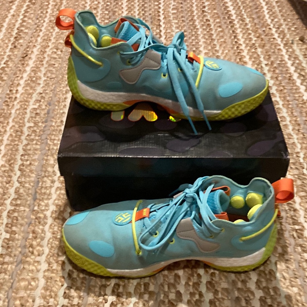 Harden vol. 6 (size 8mens)